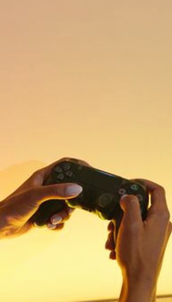 game bài di động Debet